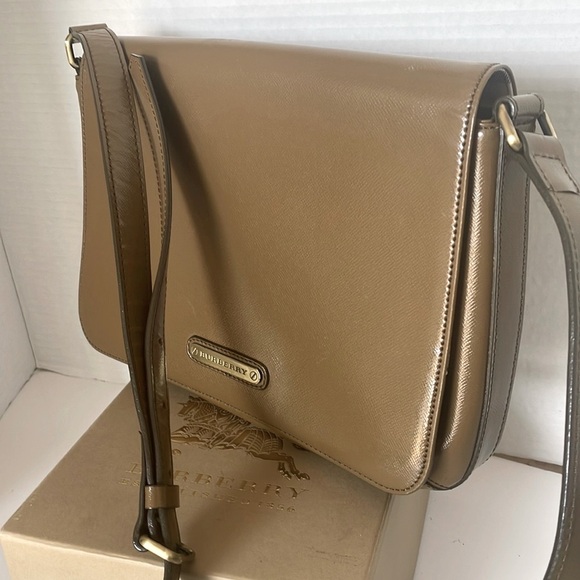 Authentic Limited Edition Crossbody/Shoulder Leather Bag Burberry. - Picture 3 of 17